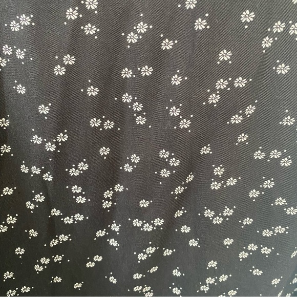 Vetta Short Wrap Dress - Picture 6 of 7